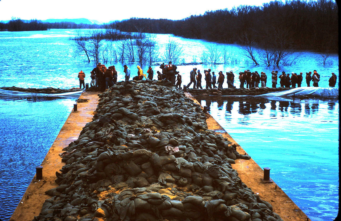 Pieces of the Past - 1965 Flood 02 01